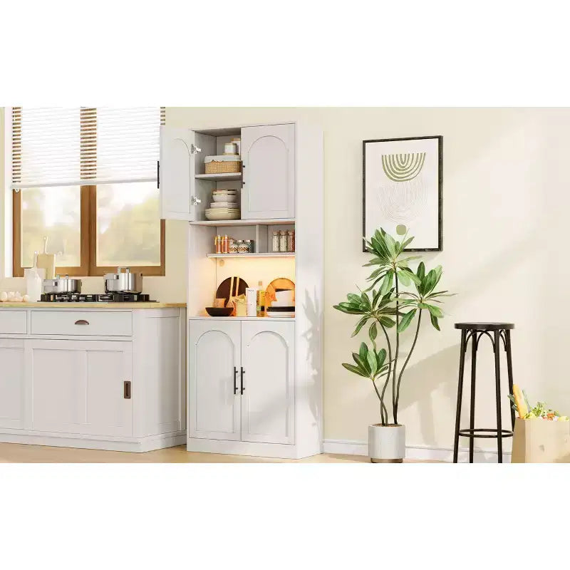 Armoire de rangement en bois
