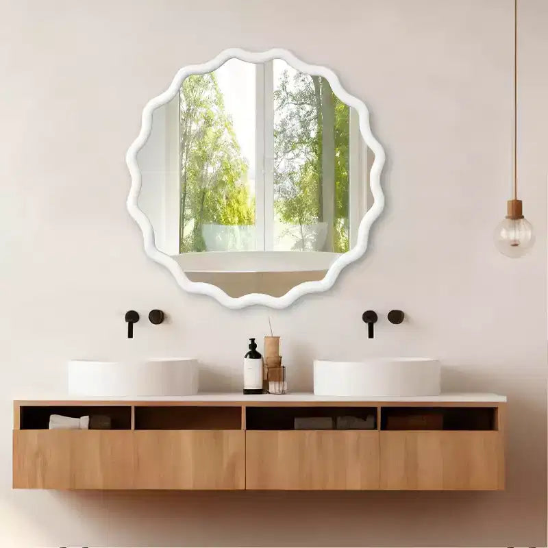 Miroir décoratif en bois massif avec cadre rond et ondulé blanc