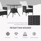 Chaises de bistro et table basse de jardin
