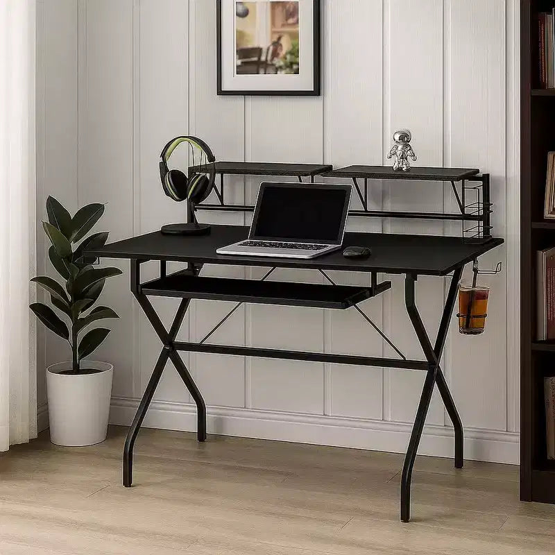 Bureau informatique à structure métallique tubulaire